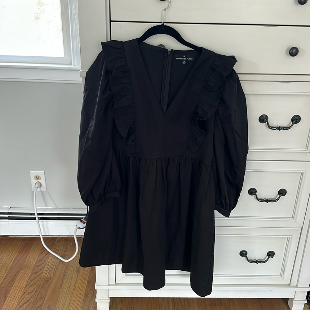 Tuckernuck black Rue dress. Women’s M.